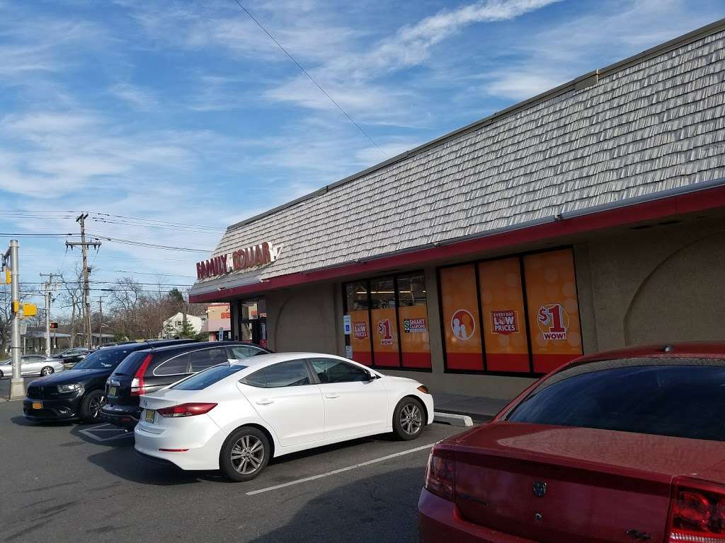 Family Dollar | 1560 Teaneck Rd, Teaneck, NJ 07666, USA | Phone: (201) 833-1468