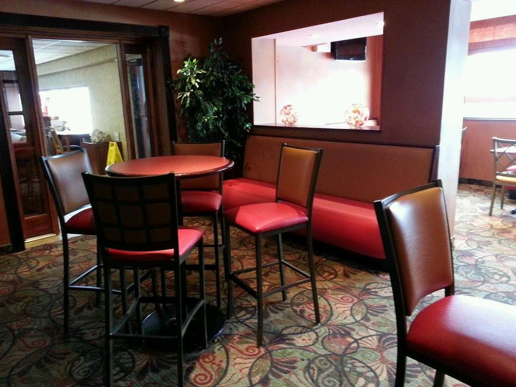 Quality Inn - East Stroudsburg POCONOS | 320 Greentree Dr, East Stroudsburg, PA 18301, USA | Phone: (570) 424-5451