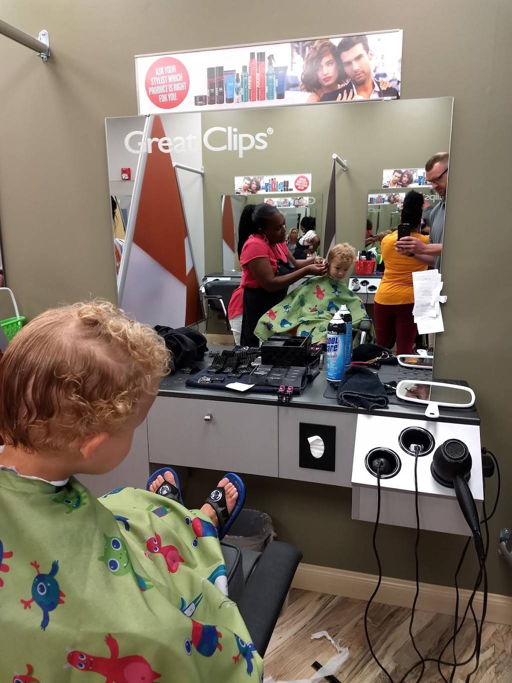 Great Clips | 1437 Sams Dr Ste 115, Chesapeake, VA 23320, USA | Phone: (757) 548-0119