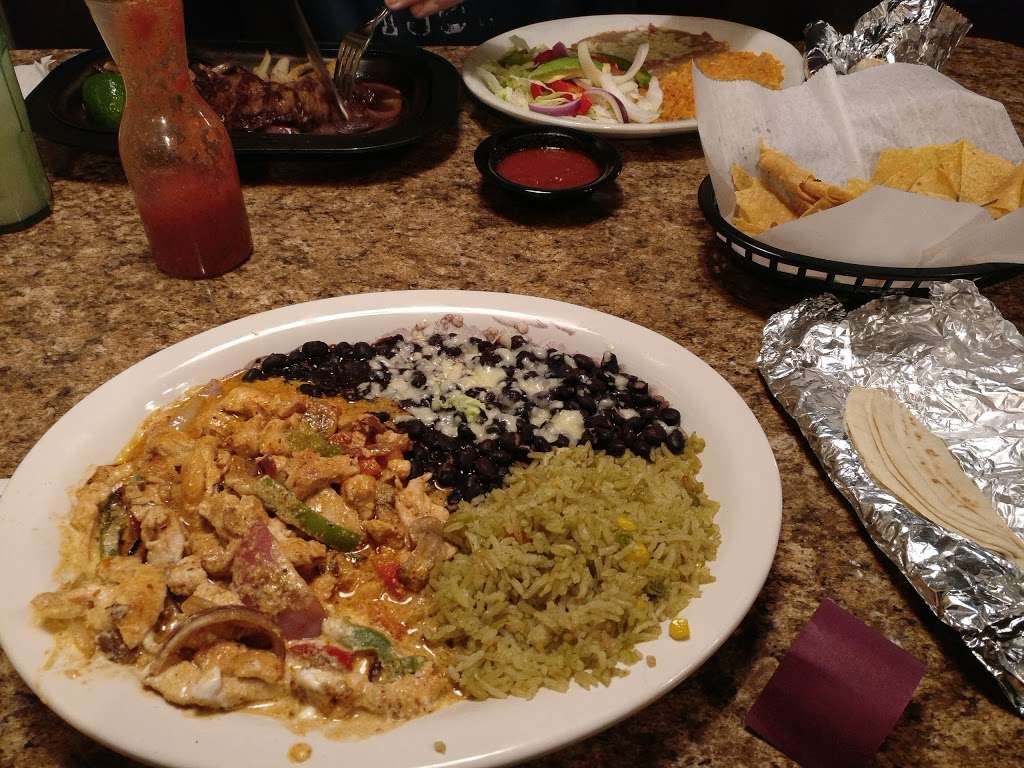 Tampico Authentic Mexican Restaurant | 215 Delaware St, Leavenworth, KS 66048 | Phone: (913) 682-5600