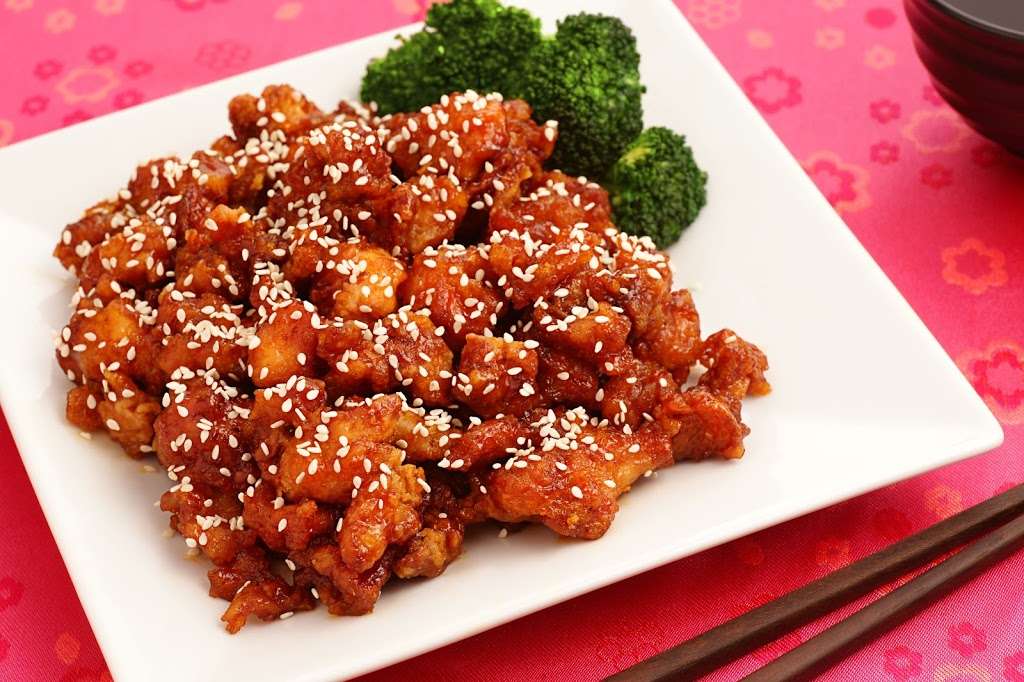 Seven Stars Chinese Restaurant | 4175 Main St, Bridgeport, CT 06606 | Phone: (203) 371-5656