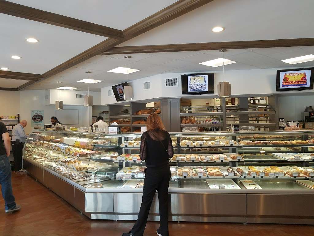 Three Brothers Bakery | 4036 S Braeswood Blvd, Houston, TX 77025, USA | Phone: (713) 666-2253