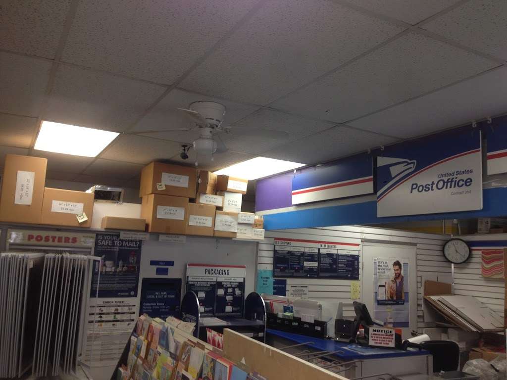 U.S. Postal Service | 16331 Lakeshore Dr ste f, Lake Elsinore, CA 92530, USA | Phone: (951) 471-4957