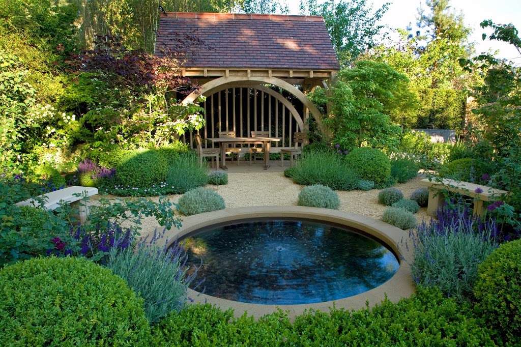 Roger Platts Garden Design & Nurseries | Hartfield Rd, Stick Hill, Edenbridge TN8 5NH, UK | Phone: 01732 863318