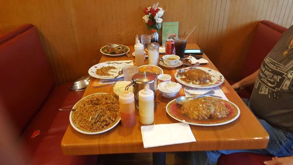 Gum Wah Restaurant | 3700 147th St, Midlothian, IL 60445, USA | Phone: (708) 389-1100