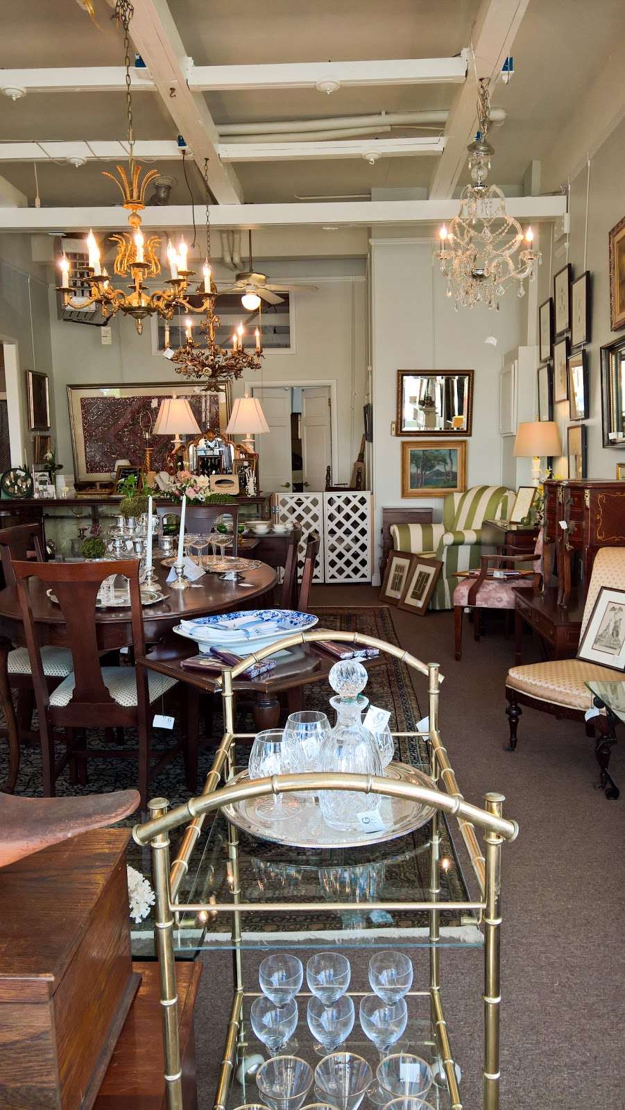 Goldsborough Glynn Classic Furnishings & Finds | 3746 Howard Ave, Kensington, MD 20895, USA | Phone: (301) 933-4460