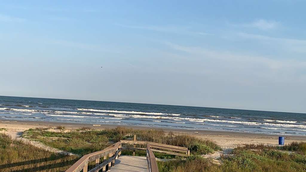 Sea Isle Beach | 21906 Kennedy Dr, Galveston, TX 77554, USA