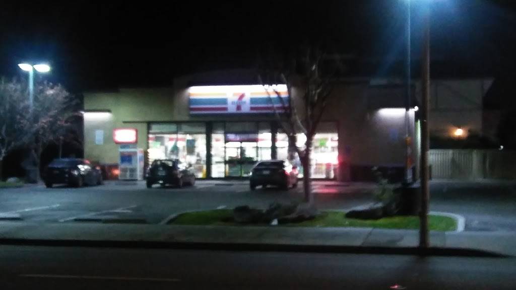 7-Eleven | 4909 N Cedar Ave, Fresno, CA 93726, USA | Phone: (559) 226-0533