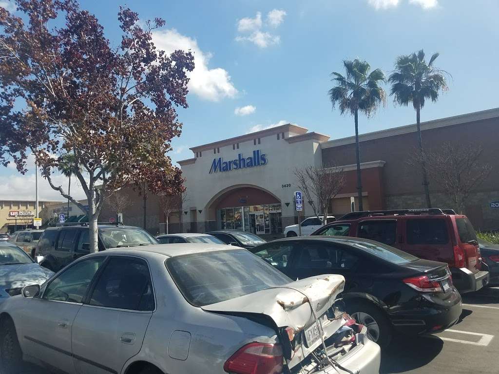 shoe warehouse century and crenshaw