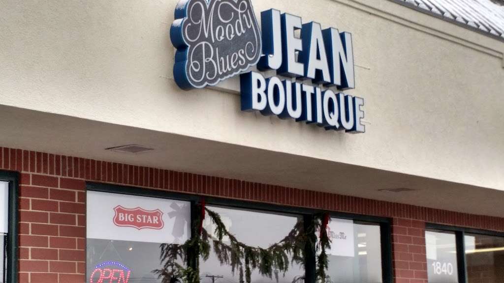 Moody Blues Jeans Boutique | 1844 E Lincoln Hwy, New Lenox, IL 60451, USA | Phone: (815) 462-4144