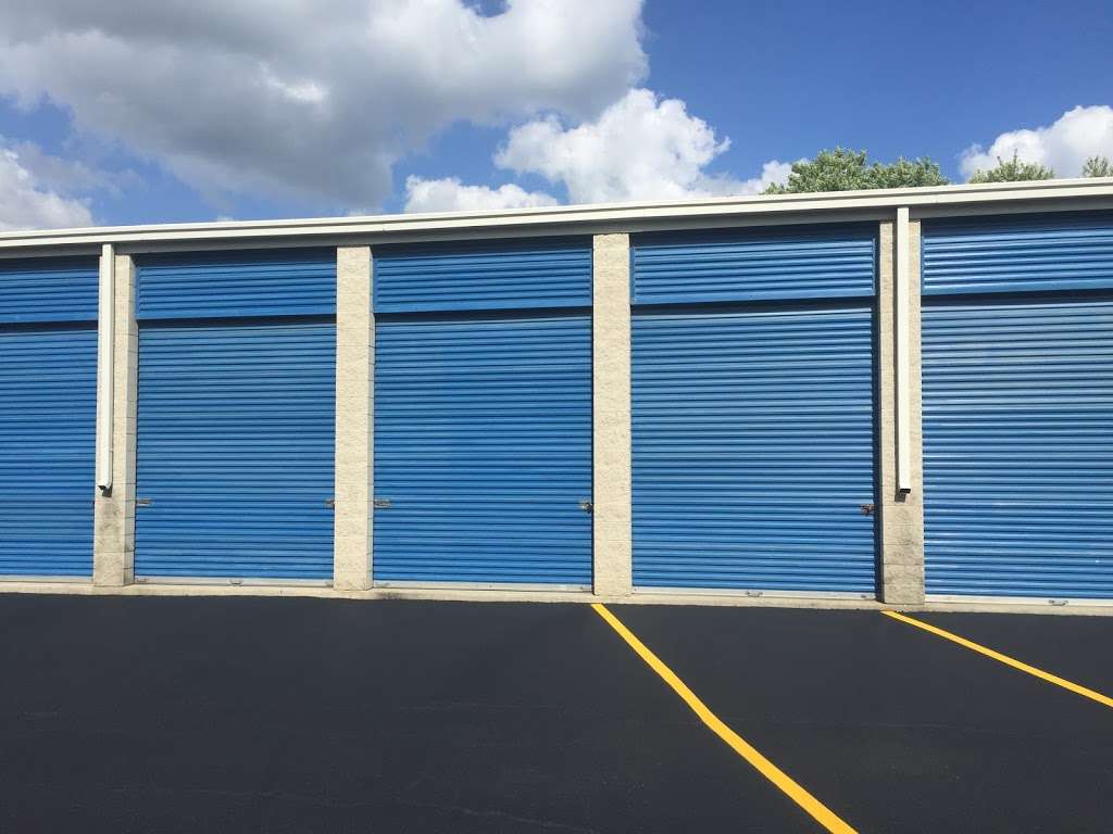 Apple Self-Storage | 540 S Rand Rd, Wauconda, IL 60084, USA | Phone: (847) 865-9064