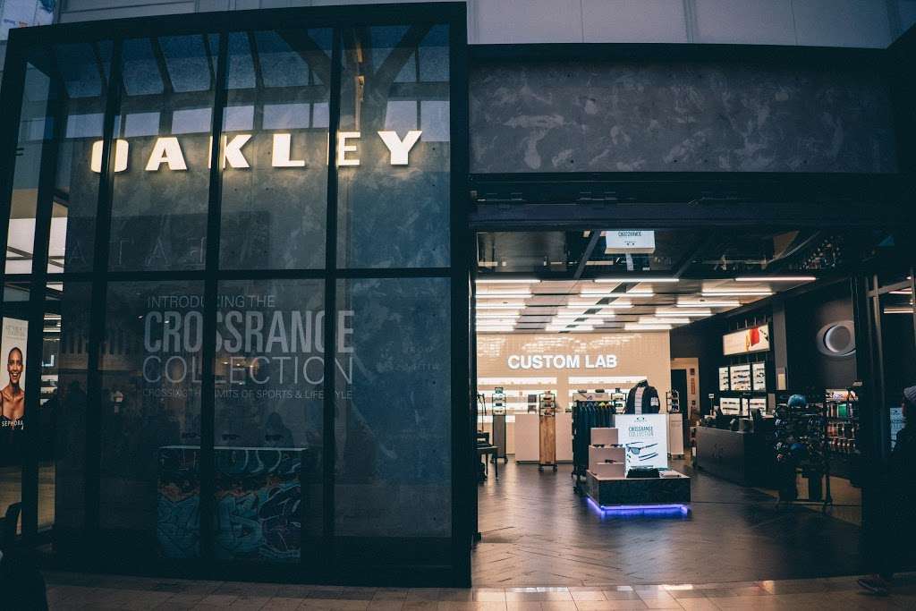 Oakley Store | 800 Boylston St #111, Boston, MA 02199, USA | Phone: (617) 587-5207