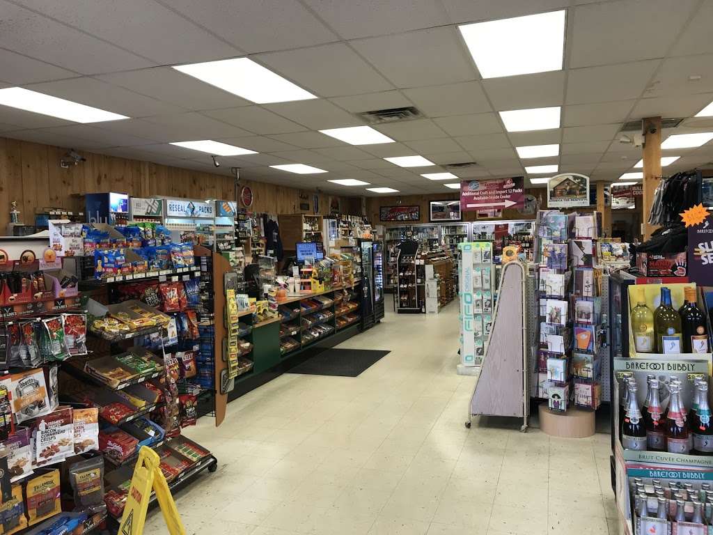 Buscemis Convenience Beer & Wine | 275 Cox St, Hudson, MA 01749, USA | Phone: (978) 567-9076