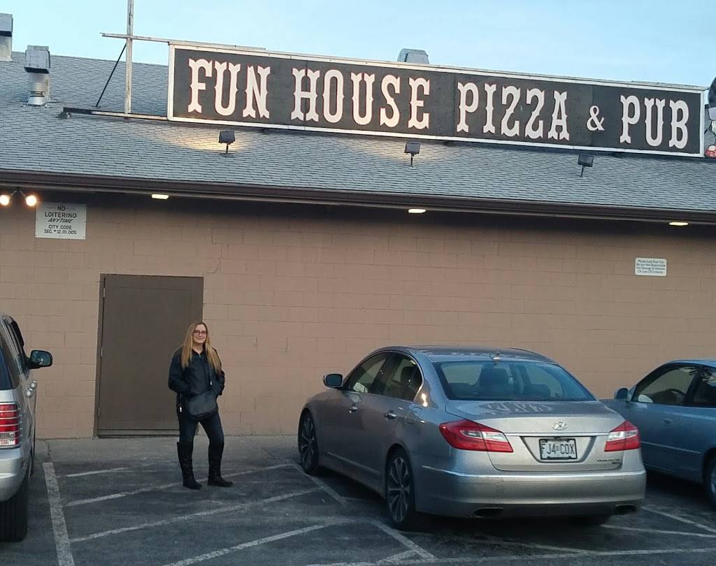 Fun House Pizza & Pub | 13002 US-40, Independence, MO 64055, USA | Phone: (816) 358-5520