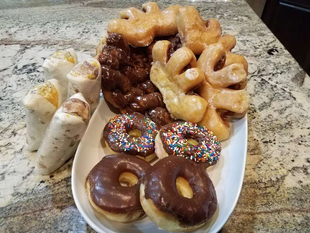 Grand Donuts | 21920 Bulverde Rd, San Antonio, TX 78259 | Phone: (210) 481-2002