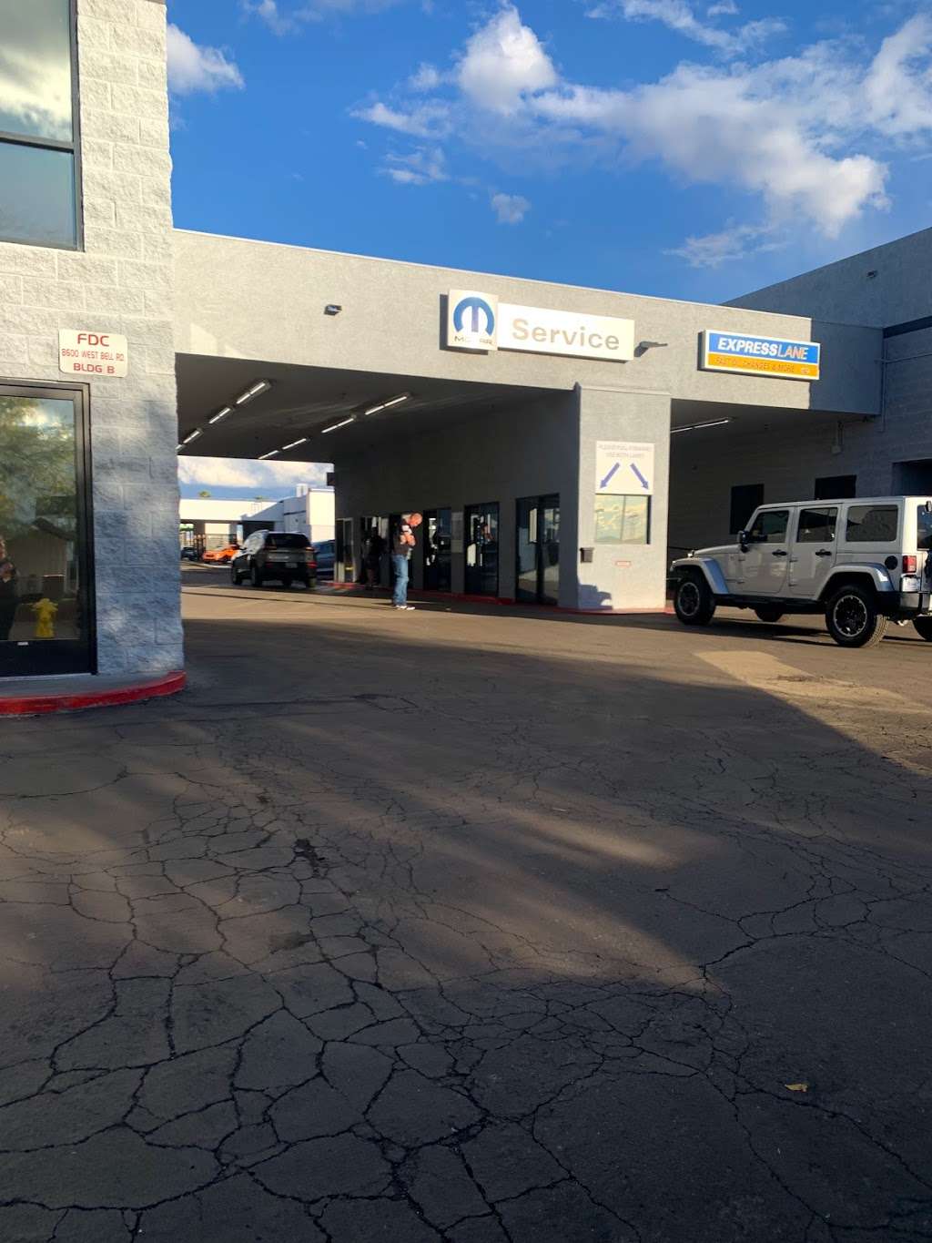 Moore Chrysler Jeep Fiat | 8600 W Bell Rd, Peoria, AZ 85382, USA | Phone: (800) 757-0140 Moore Chrysler Jeep Fiat | 8600 W Bell Rd, Peoria, AZ 85382, USA | Phone: (800) 757-0140