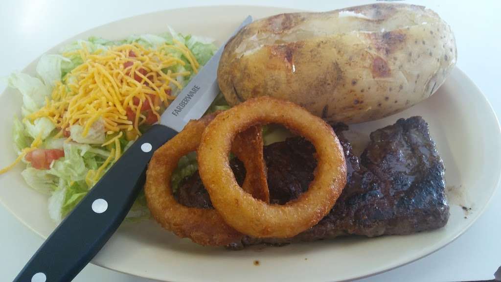 Dicks Cafe | 2207 N Main Ave, Newton, NC 28658, USA | Phone: (828) 464-7920