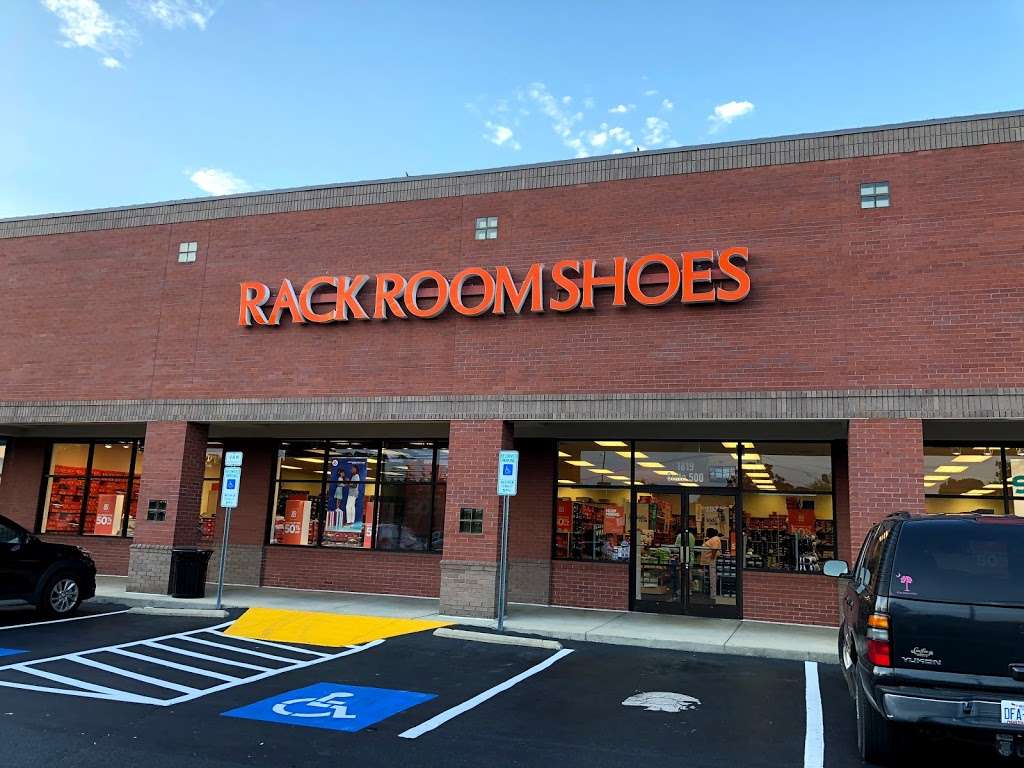 Rack Room Shoes | 1819 Matthews Township Pkwy, Matthews, NC 28105 | Phone: (704) 847-8738