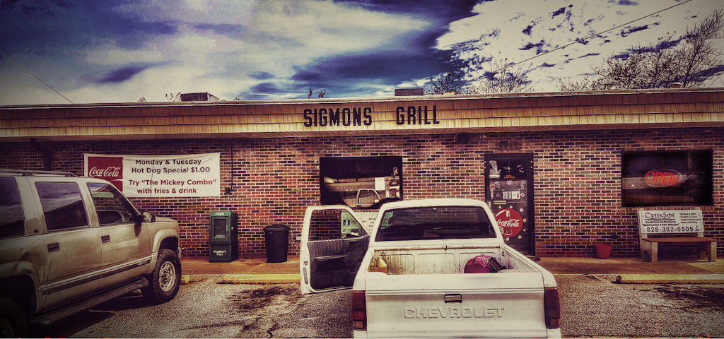 Sigmons Grill | 5898 NC-16, Conover, NC 28613, USA | Phone: (828) 855-2929