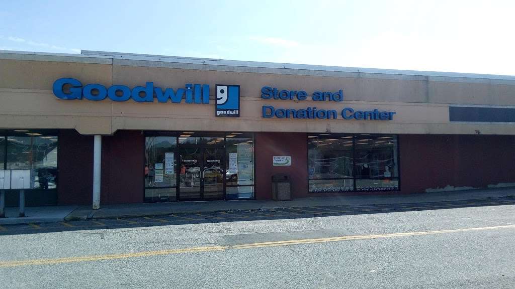 Goodwill Store & Donation Center | 2846 Main St, Morgantown, PA 19543 | Phone: (610) 286-6676