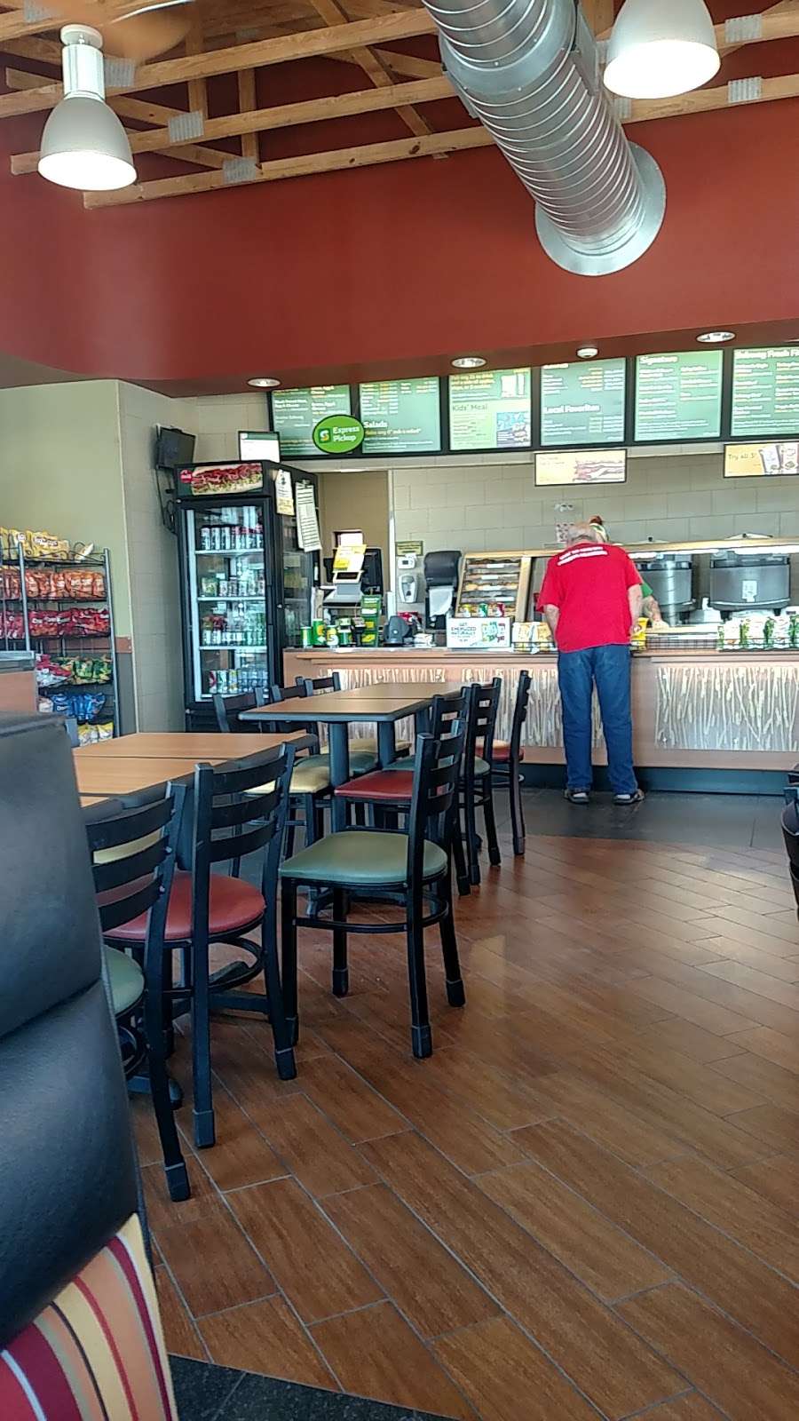 Subway Restaurants | 2105 Taney St, North Kansas City, MO 64116 | Phone: (816) 471-6939