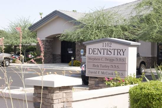 Dentistry at Greenfield | 1102 S Greenfield Rd, Mesa, AZ 85206, USA | Phone: (480) 969-0077