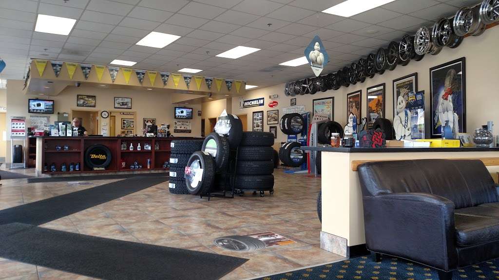 Suburban Tire Auto Repair Center | 755 North Ave, Glendale Heights, IL 60139 | Phone: (630) 790-1600