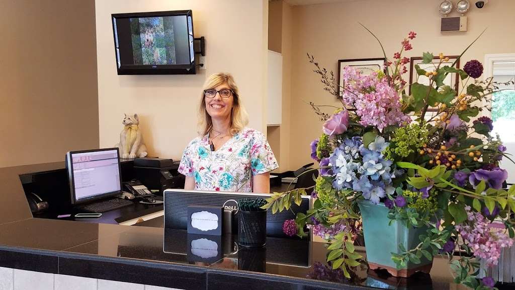 Spring Creek Animal Hospital | 101 Epps St, Tomball, TX 77375 | Phone: (281) 351-7184