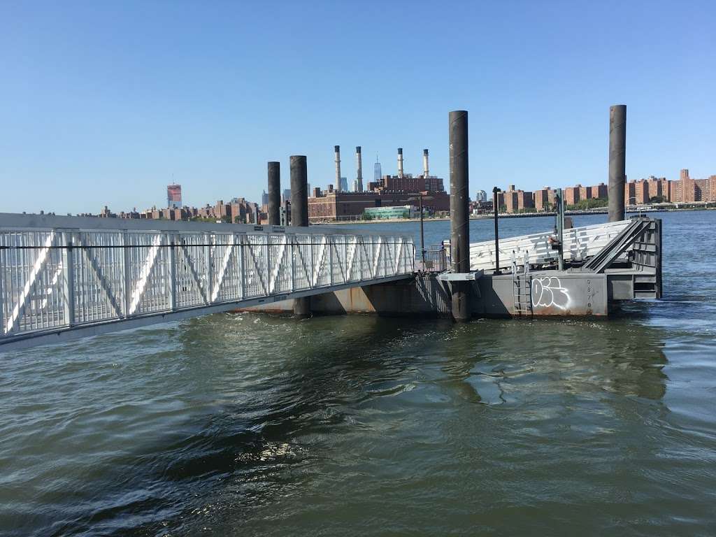 India St./Greenpoint Terminal | 10 India St, Greenpoint, NY 11222, USA