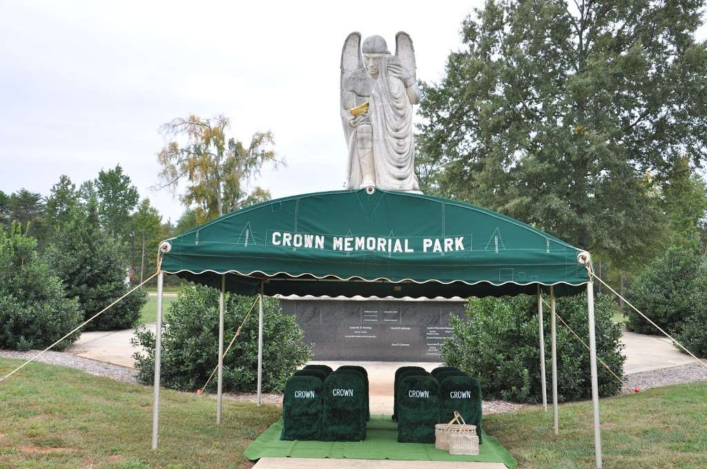 Crown Memorial Park | 9620 Rodney St, Pineville, NC 28134, USA | Phone: (704) 643-5599