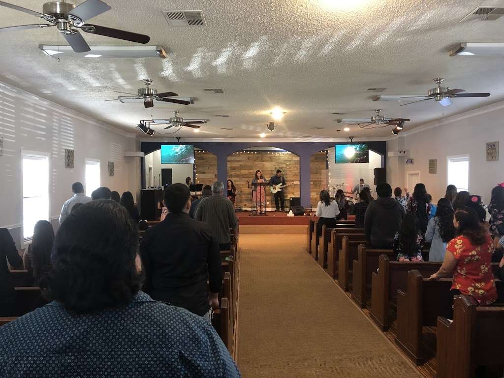 Iglesia Evangelica Casa de Dios | 905 74th St, Houston, TX 77011