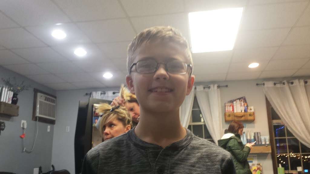 Serenity Salon and Spa | 241 Tremont Rd, Pine Grove, PA 17963, USA | Phone: (570) 915-4119