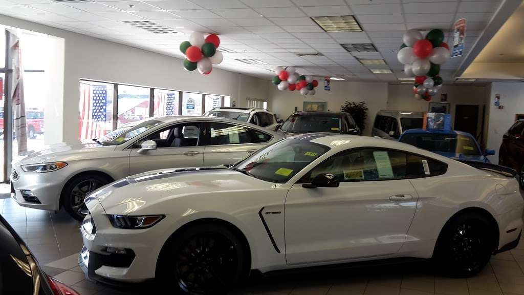 Walls Ford | 2 Merrill St, Salisbury, MA 01952, USA | Phone: (978) 462-6658