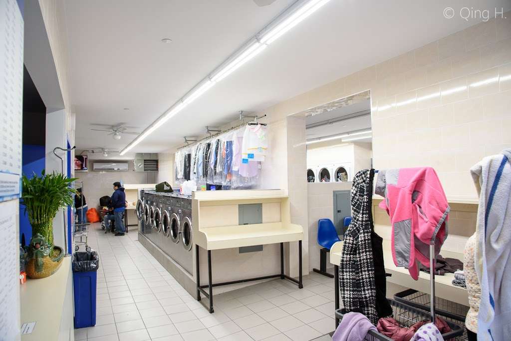 NEW TOWN LAUNDROMAT | 90-7 Corona Ave, Elmhurst, NY 11373, USA | Phone: (646) 330-0859