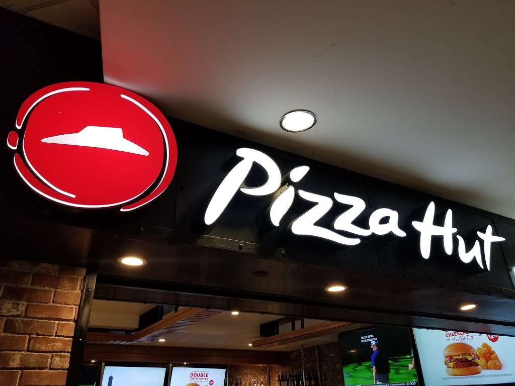Pizza Hut | Terminal C, 2330 N International Pkwy, Dallas, TX 75261, USA | Phone: (800) 948-8488