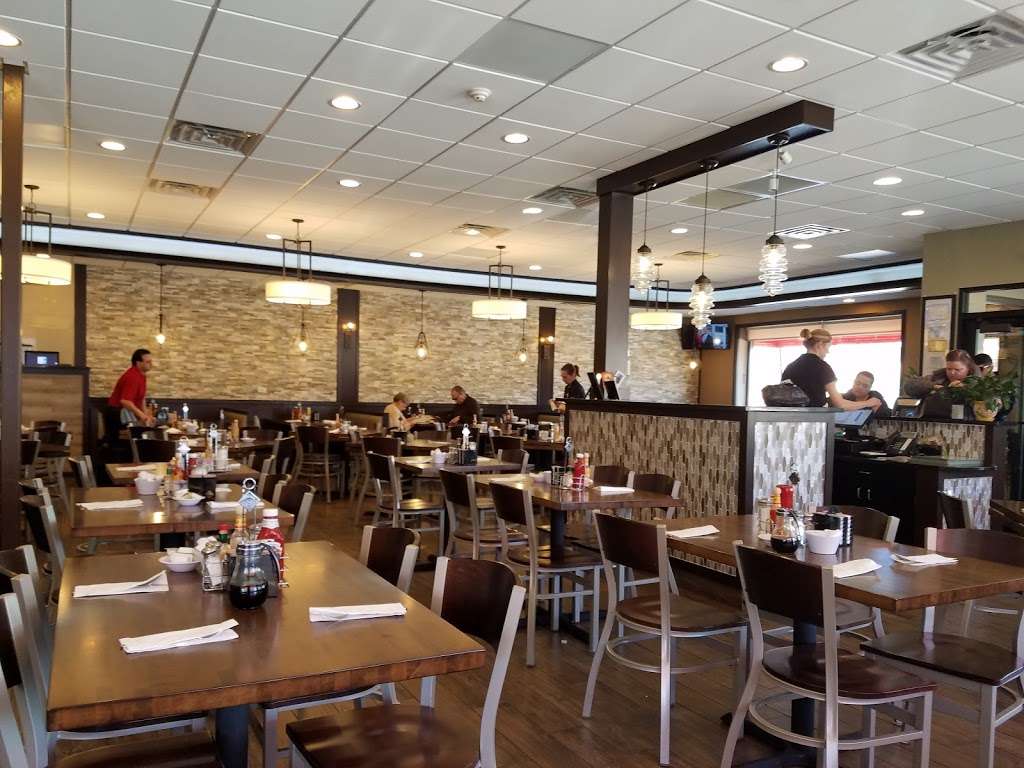 Alexanders Restaurant | 6725 W Pershing Rd, Stickney, IL 60402, USA | Phone: (708) 788-6000