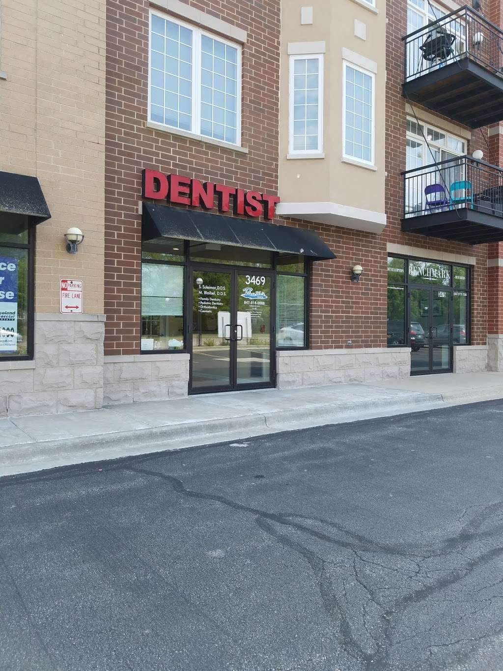 Riverwalk Dental: Maha Blaibel, DDS | 3469 Kirchoff Rd, Rolling Meadows, IL 60008, USA | Phone: (847) 818-0088