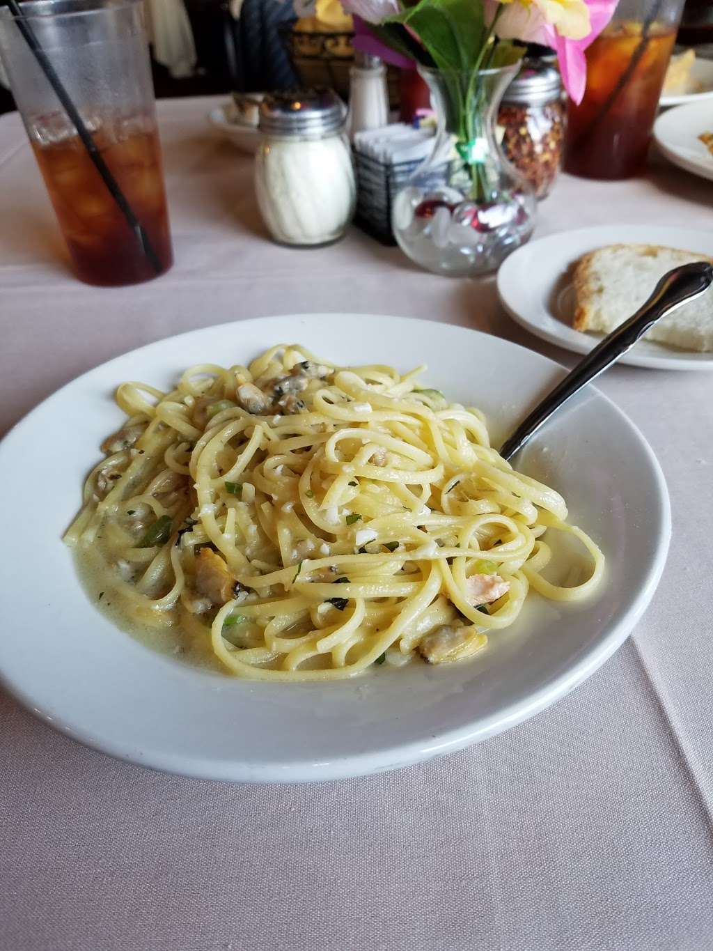 Peppers Italian Restaurant & Bar | 175 Town Center Rd, King of Prussia, PA 19406, USA | Phone: (610) 265-2416