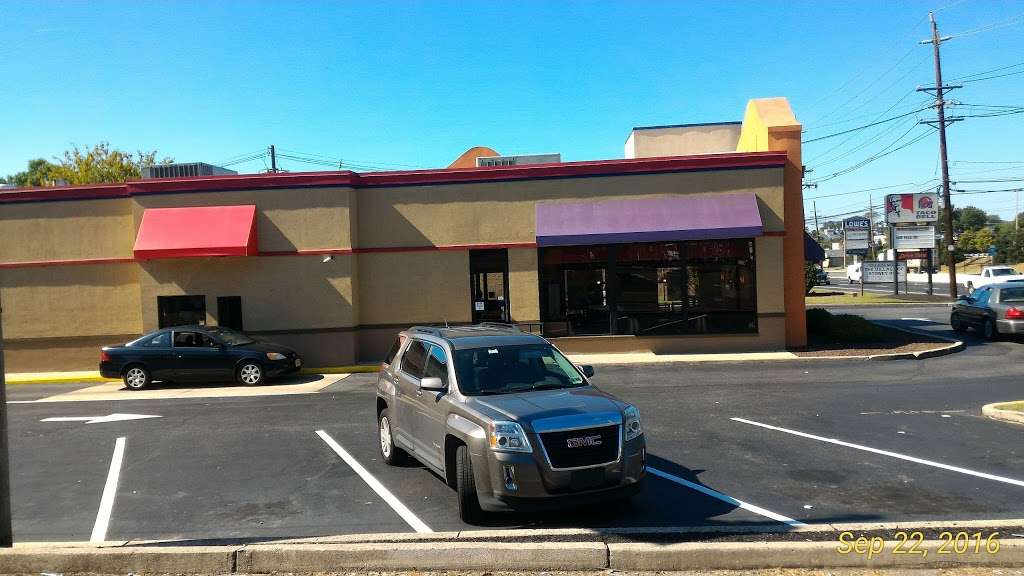 Taco Bell | 2821 NJ-73, Maple Shade Township, NJ 08052, USA | Phone: (856) 235-4408