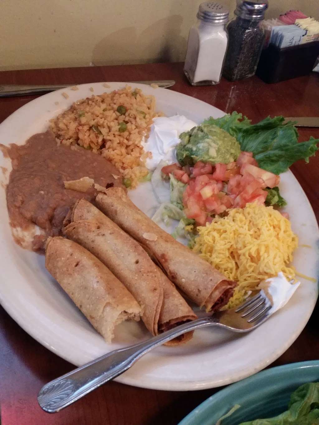 El Bosque Mexican Restaurant | 19073 I-45 #135, Shenandoah, TX 77385, USA | Phone: (936) 321-9860