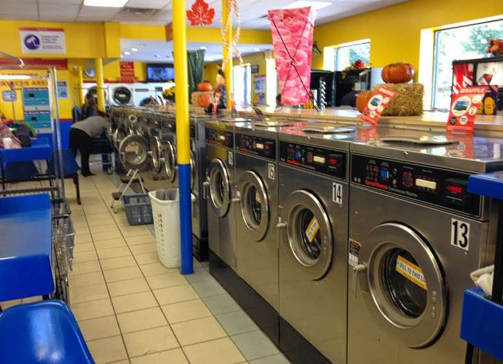 Laundry World 24 HOURS | 6 Falmouth St, Attleboro, MA 02703 | Phone: (508) 226-5290