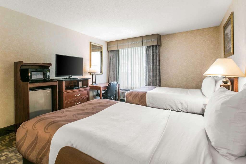 Quality Inn | 21 Cortlandt St, Edison, NJ 08837, USA | Phone: (732) 548-7000