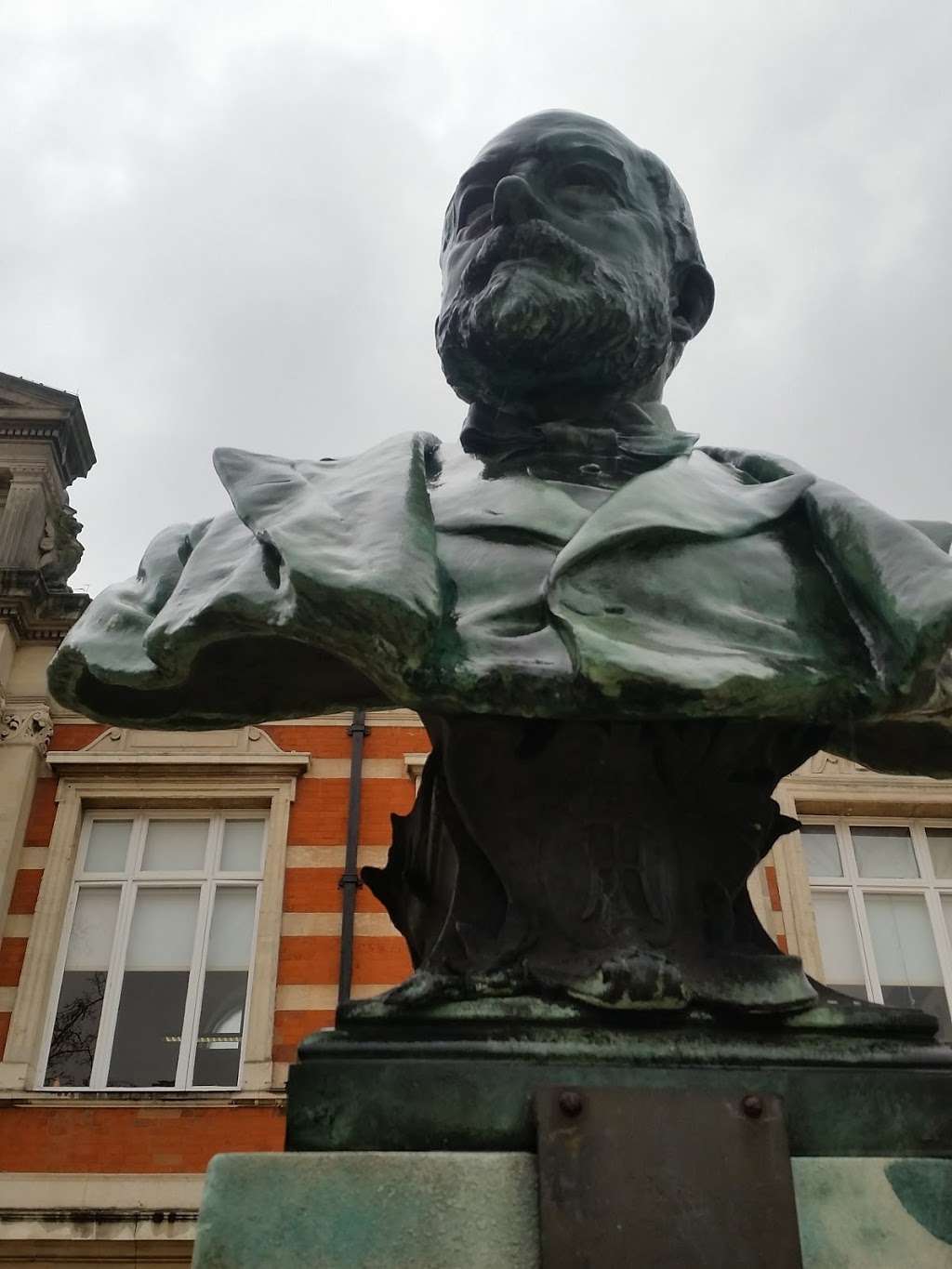 Windrush Square | Brixton, London SW2, UK