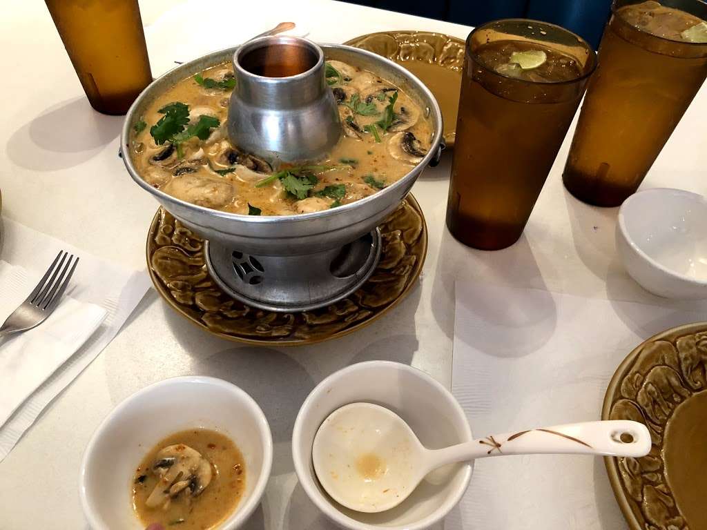 Blue Elephant Thai Cuisine | 718 W Channel Islands Blvd, Port Hueneme, CA 93041, USA | Phone: (805) 382-9717