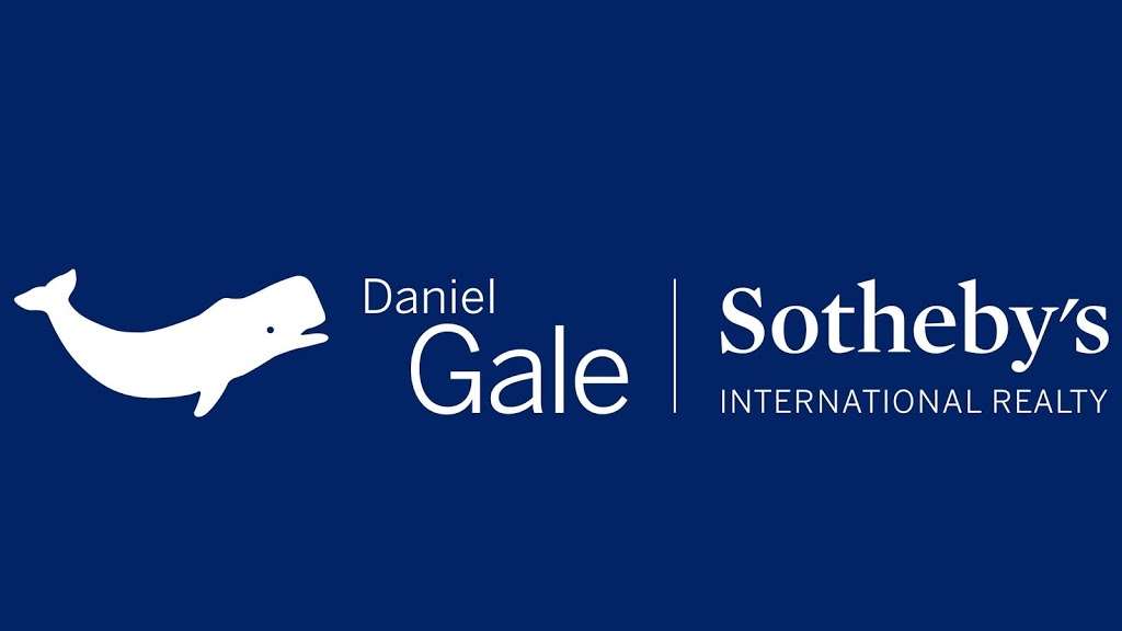 Daniel Gale Sotheby’s International Realty | 100 Hilton Ave, Garden City, NY 11530, USA | Phone: (516) 739-7171