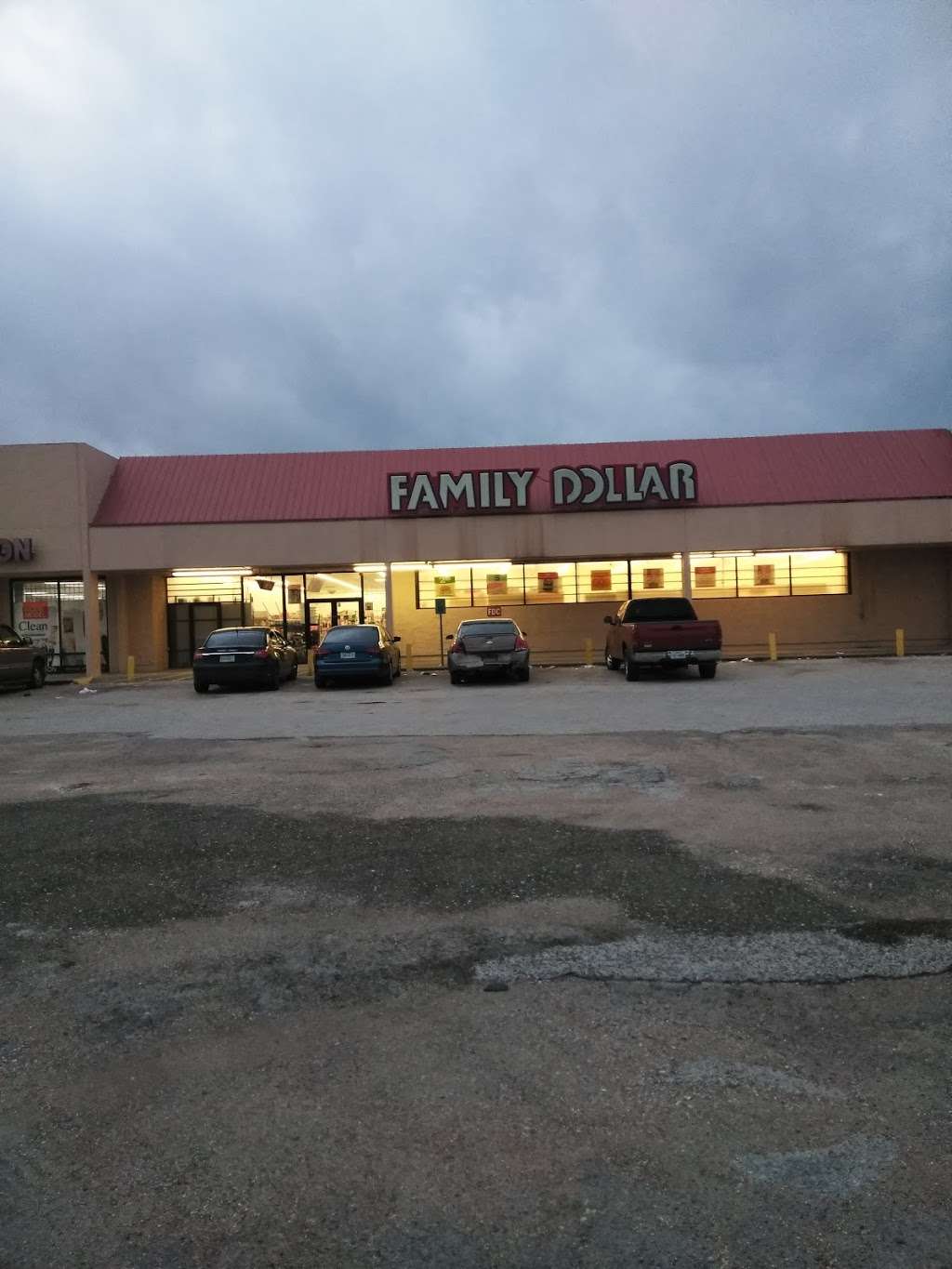 Family Dollar | 7123 W Fuqua St, Missouri City, TX 77489 | Phone: (281) 416-8760