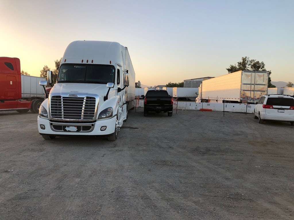 IE Truck Park and Maintenance, Inc. | 14801 Slover Ave, Fontana, CA 92337, USA | Phone: (714) 916-8913