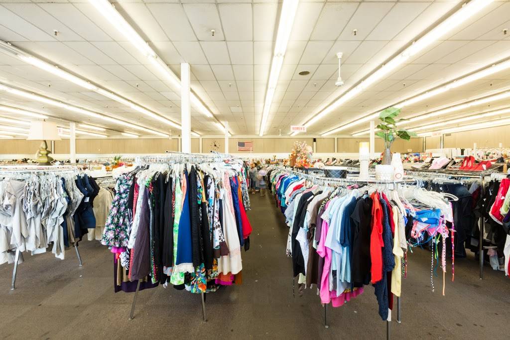 Value Village Thrift Stores, Inc | 6626 W Camelback Rd, Glendale, AZ 85301, USA | Phone: (623) 848-9772
