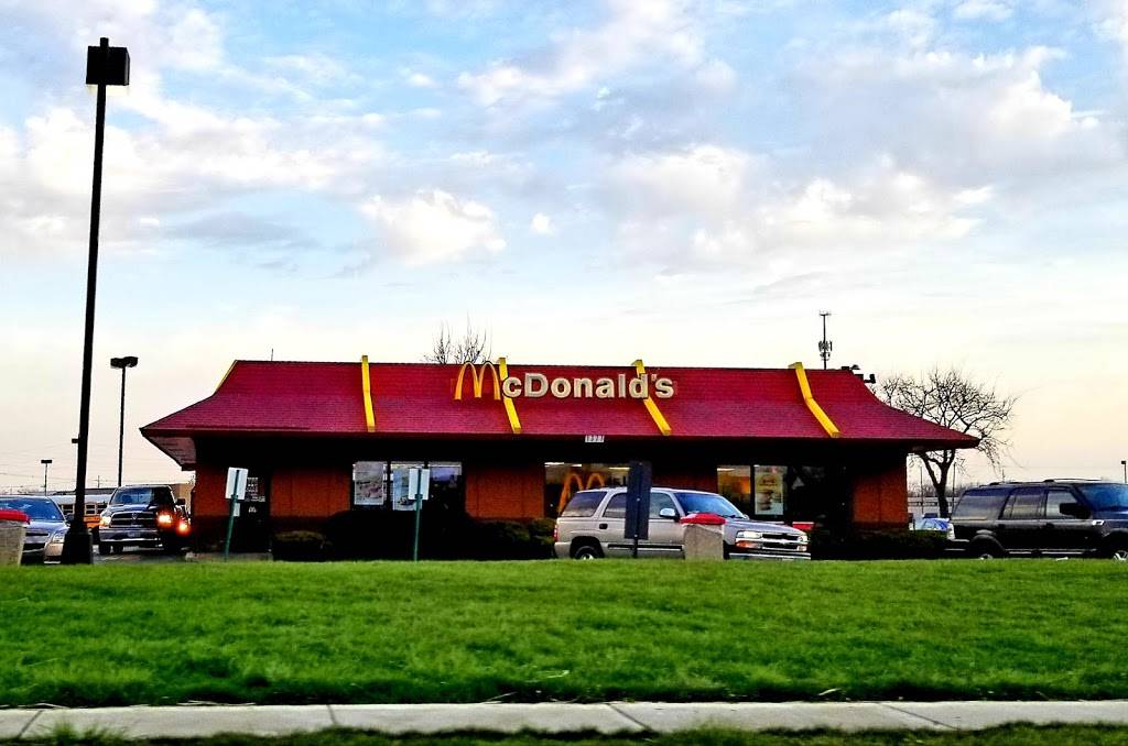 McDonalds | 1377 Harrisburg Pike, Columbus, OH 43223, USA | Phone: (614) 274-2551