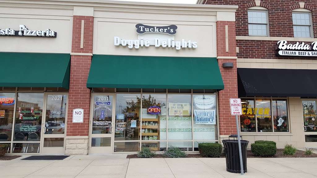 Tuckers Doggie Delights | 2011 Calistoga Dr, New Lenox, IL 60451, USA | Phone: (815) 463-8002